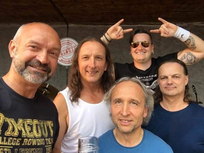 JIŘÍ SCHELINGER EXPERIENCE & MLADEN DJELMO a VINOHARD