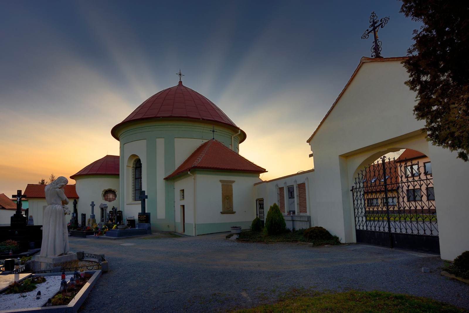 Posvátné a profánní – Václav Drbola mezi Slavkovem a Babicemi