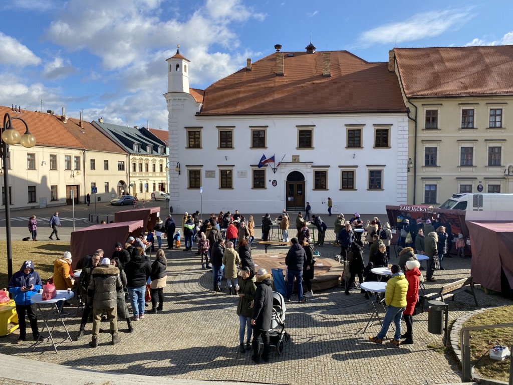 Vepřové hody lákaly. Zabijačkové speciality byly vyprodány za pár hodin