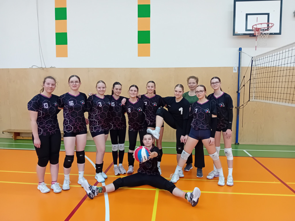 Slavkovské volejbalistky zazářily v krajském přeboru!