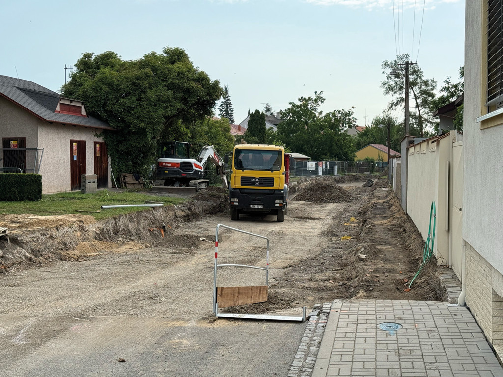Ulice Polní se bude do konce roku opravovat 