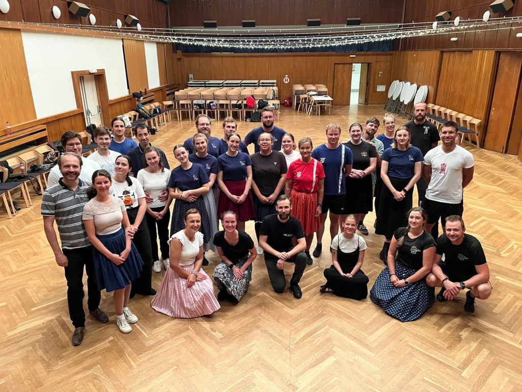 Kurzy lidových tanců ve Slavkově