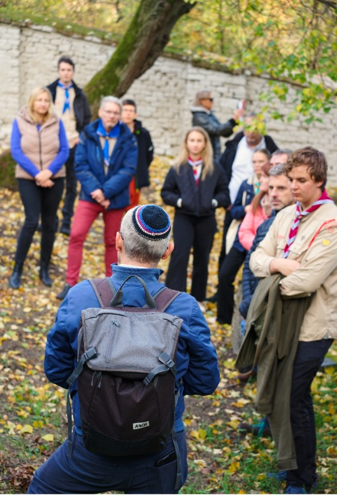 Komentovaná prohlídka židovského hřbitova ve Slavkově