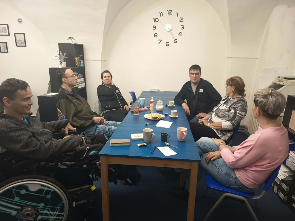  První setkání Prima života v Klubu Kotva: společně otevíráme dveře soběstačnosti 