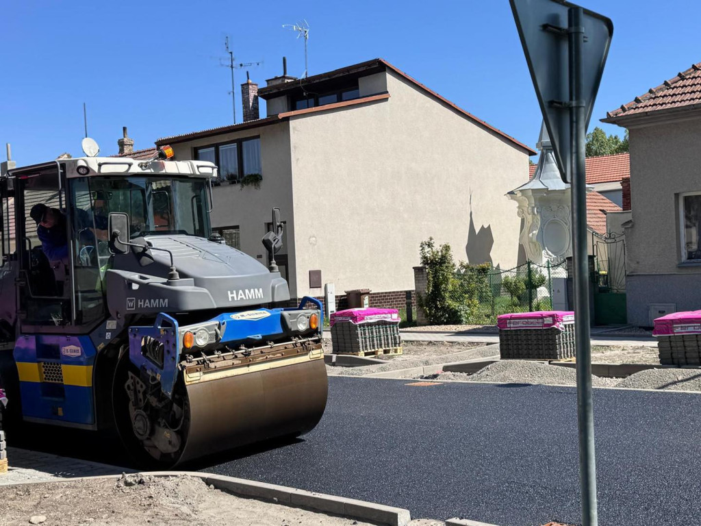 První etapa rekonstrukce ulice Jiráskova je dokončena