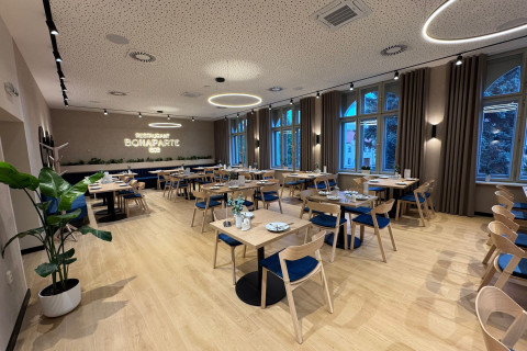 Bonaparte se mění. Restaurace znovu otevřela, pokračují investice do budovy i příprava její budoucí proměny